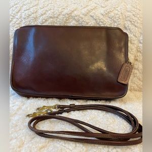Vintage Coach Zippered Clutch Basic Bag Burgundy 9455